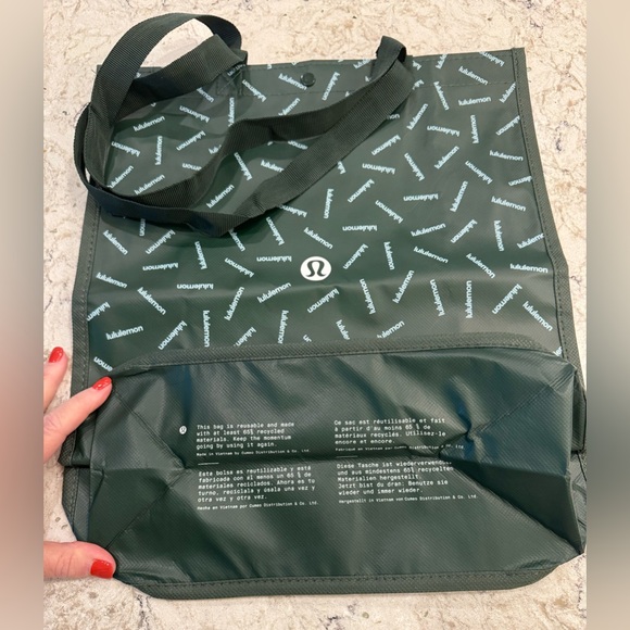 Lululemon Reusable Tote Bag - Picture 3 of 6